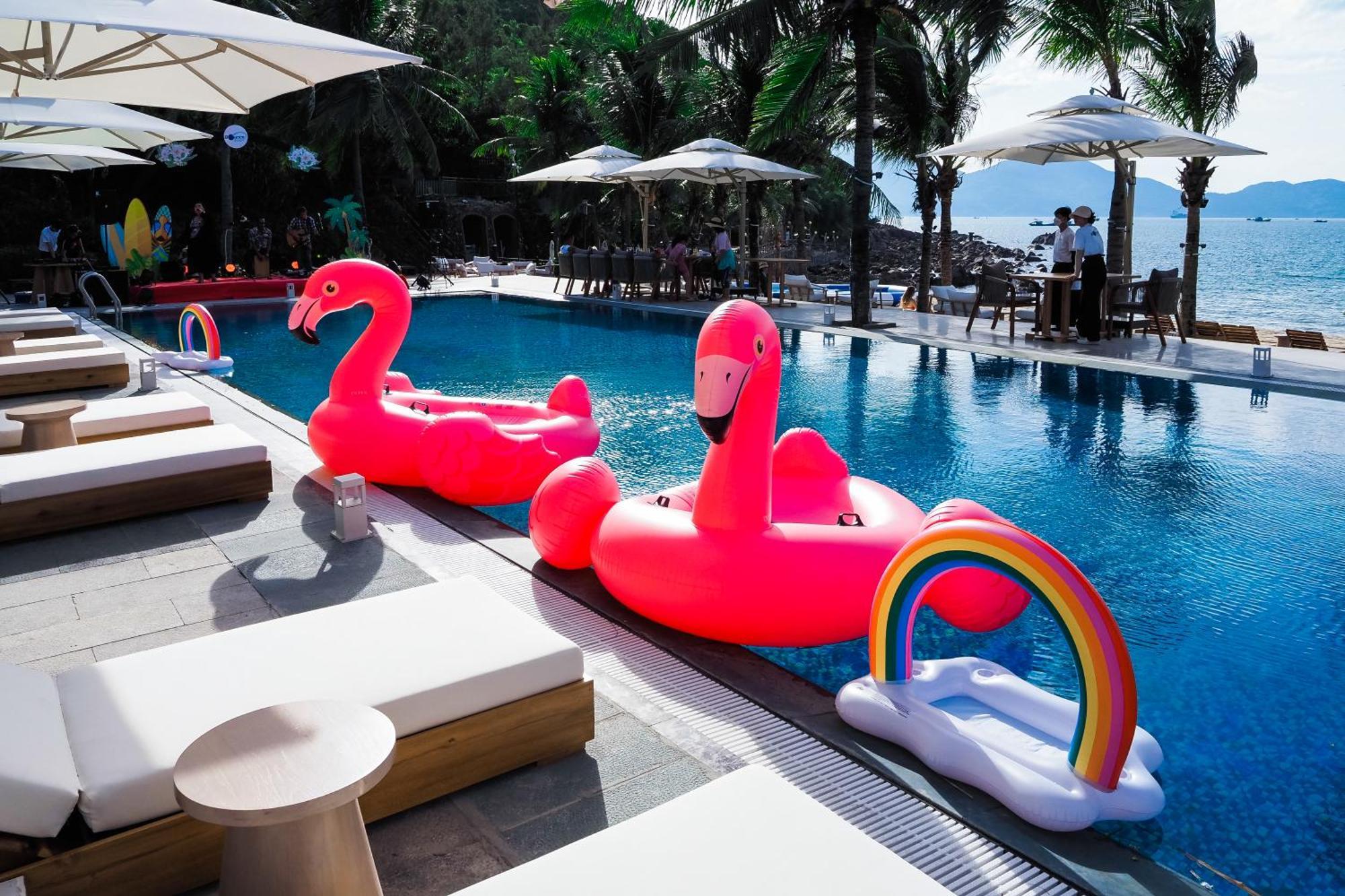 Bounce Beach Resort And Spa ดานัง ภายนอก รูปภาพ