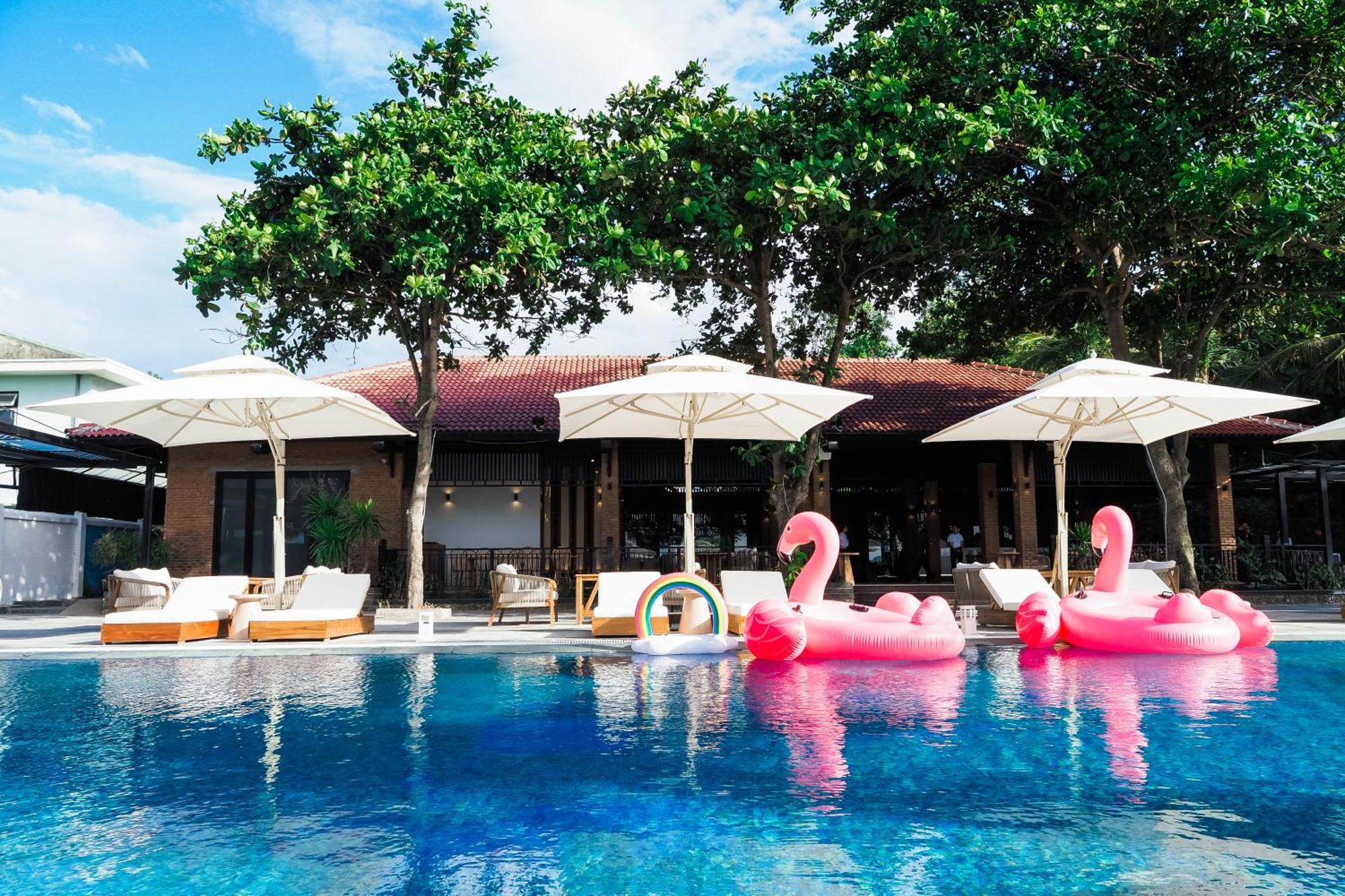 Bounce Beach Resort And Spa ดานัง ภายนอก รูปภาพ