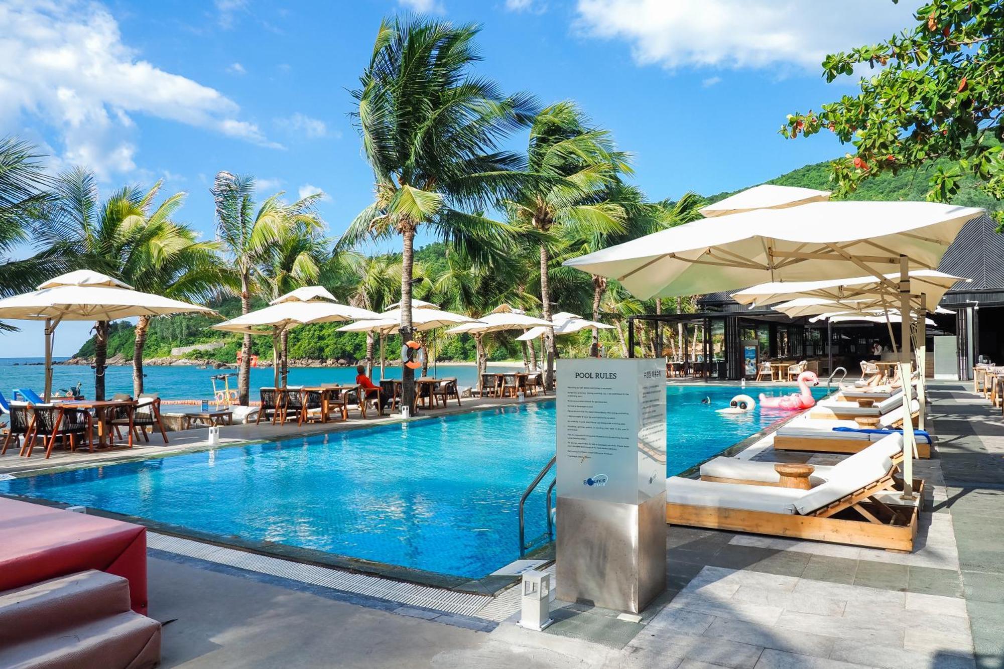 Bounce Beach Resort And Spa ดานัง ภายนอก รูปภาพ
